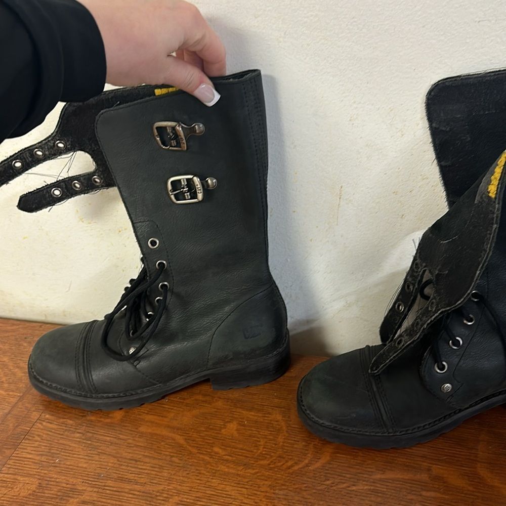 @ cat boots size 6.5